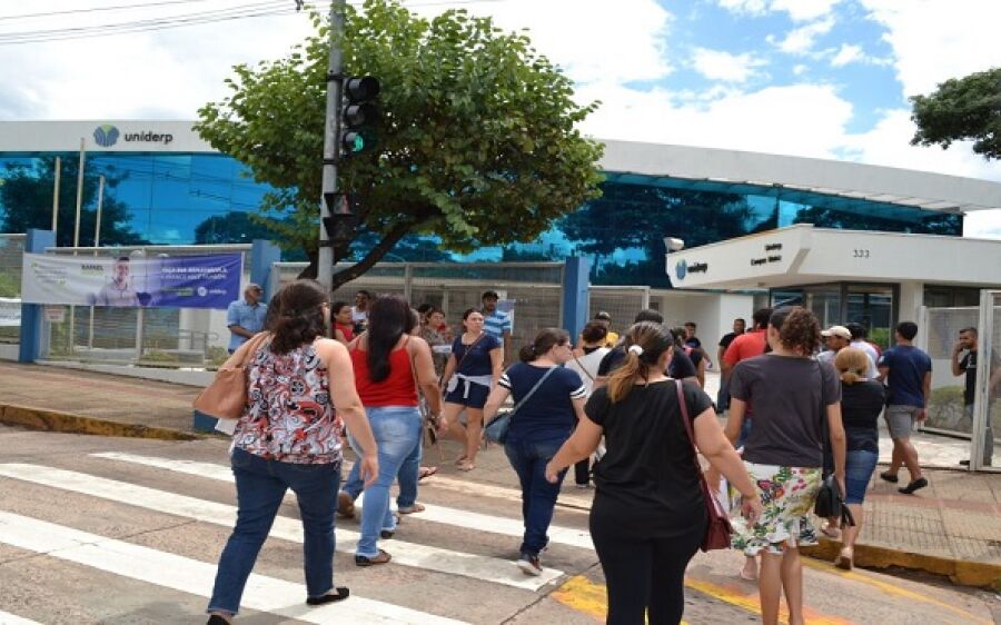 Governo convoca candidatos de concursos PM e Bombeiros para entrega de Formulário de Investigação So