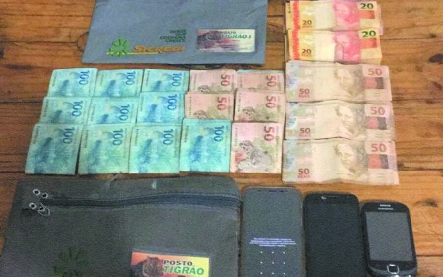 Suspeito de roubar malote na  porta de banco de MS é preso com R$ 18 mil escondidos na cueca