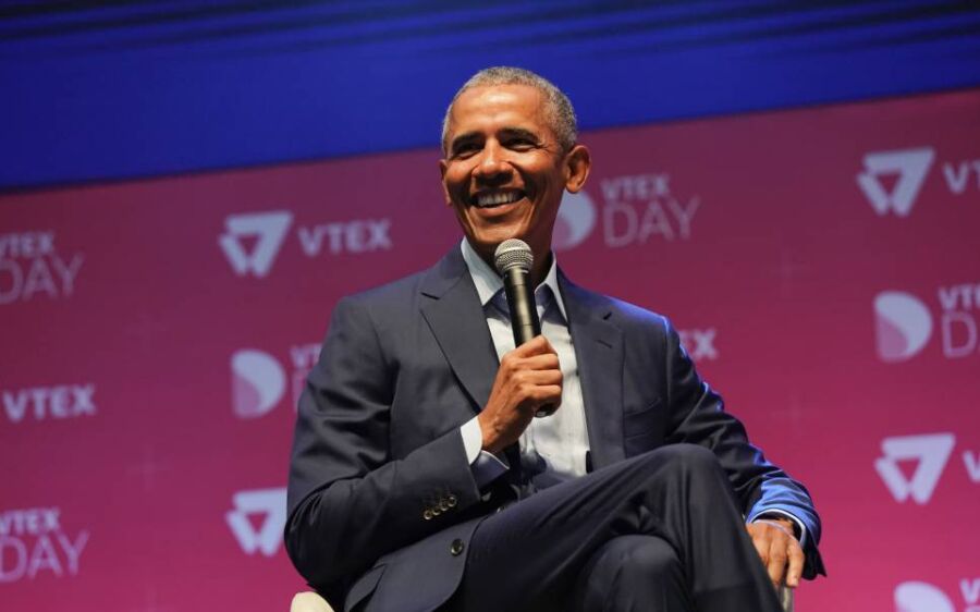 No Brasil, Obama pede valorização dos professores e diz que educação não é caridade