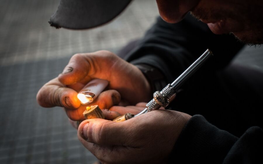 Publicada lei que trata de internação involuntária de usuário de droga 