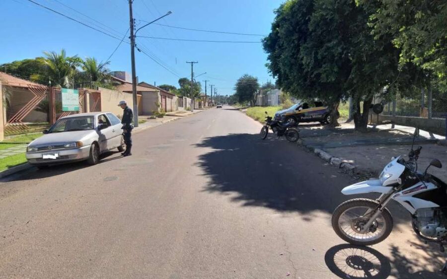 Polícia militar realiza blitz em Coxim
