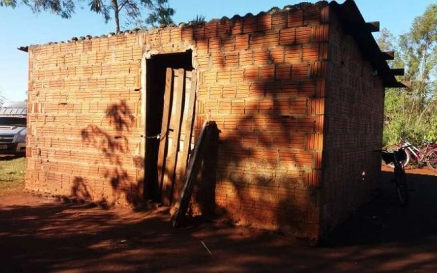 Filho de 9 anos de casal morto a facão foi para aula e avisou professores sobre assassinatos