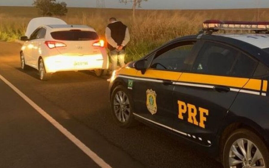 PRF recupera em Camapuã carro roubado em Brasília