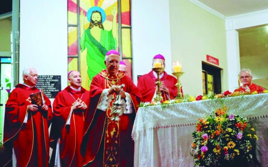 Jubileu de ouro sacerdotal  de Dom Antonino Migliore