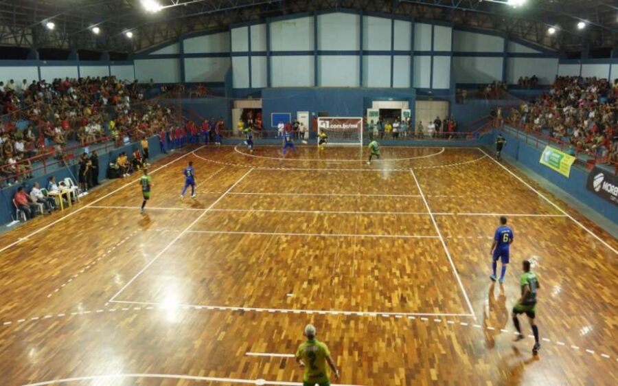 Seleções de futsal de Coxim e Sonora  têm jogos decisivos neste sábado