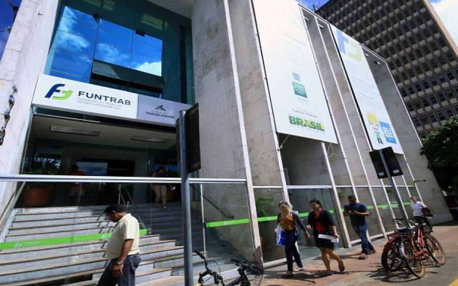 Funtrab oferece mais de 30 vagas para Pessoas Com Deficiência(PcD)