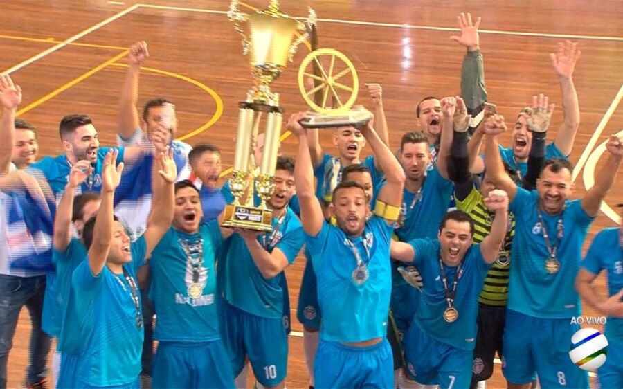 Coxim é tricampeão da Copa Morena
