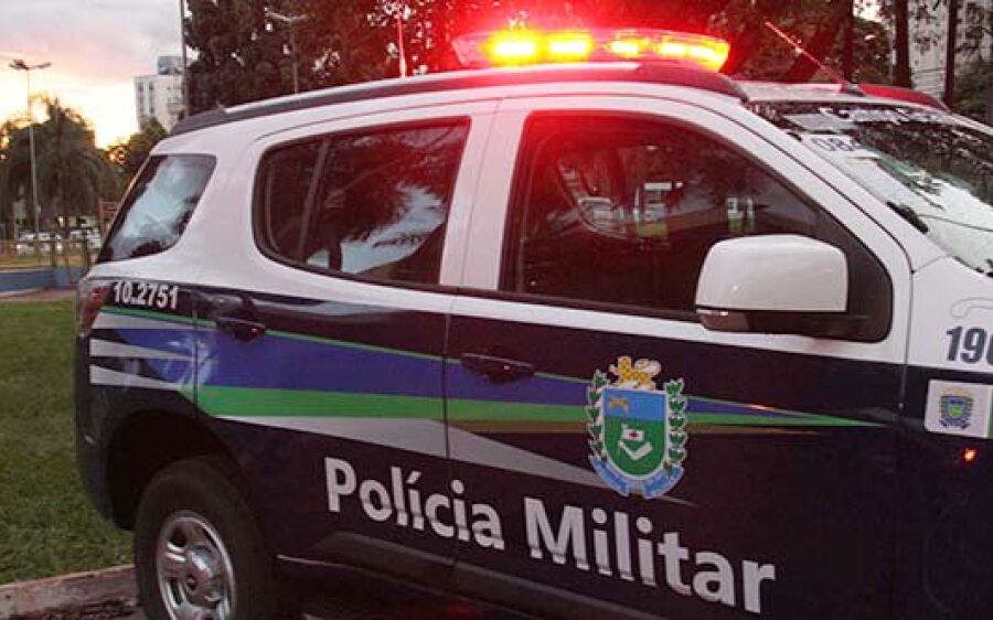 Homem é executado a tiros de pistola dentro de lanchonete em Bandeirantes