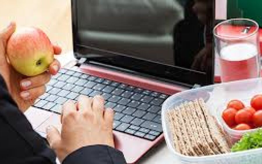 Ajuste o lanche no trabalho de forma saudável