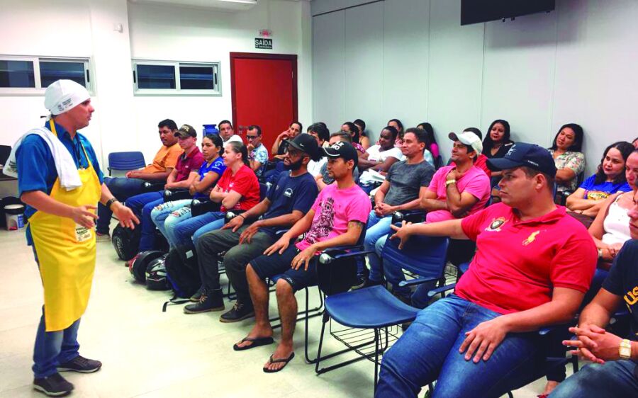 Mais de 40 trabalhadores participam de curso gratuito da Vigilância Sanitária de Coxim