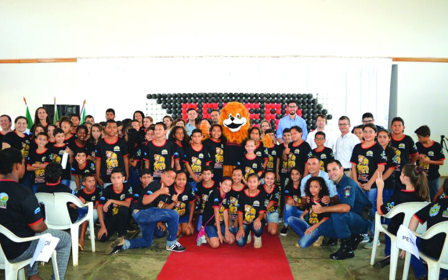 Polícia Militar Realiza formatura do Proerd em Sonora