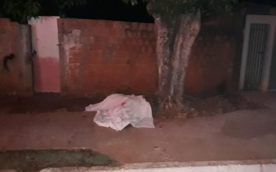 Executado com tiros na cabeça, jovem morreu por causa de celular e bicicleta