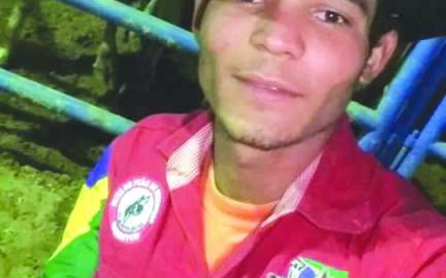 Peão de coxim entra na disputa para uma vaga no Qualify Festival de montaria em Touros em Camapuã