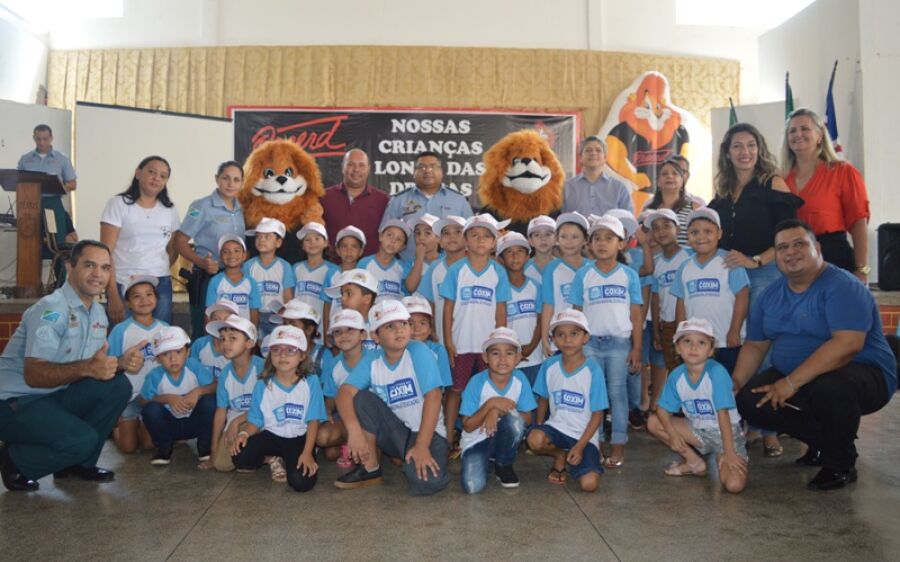 PM finaliza 2º Dia da semana comemorativa dos 10 anos Proerd em Coxim com Formatura dos alunos do 5º