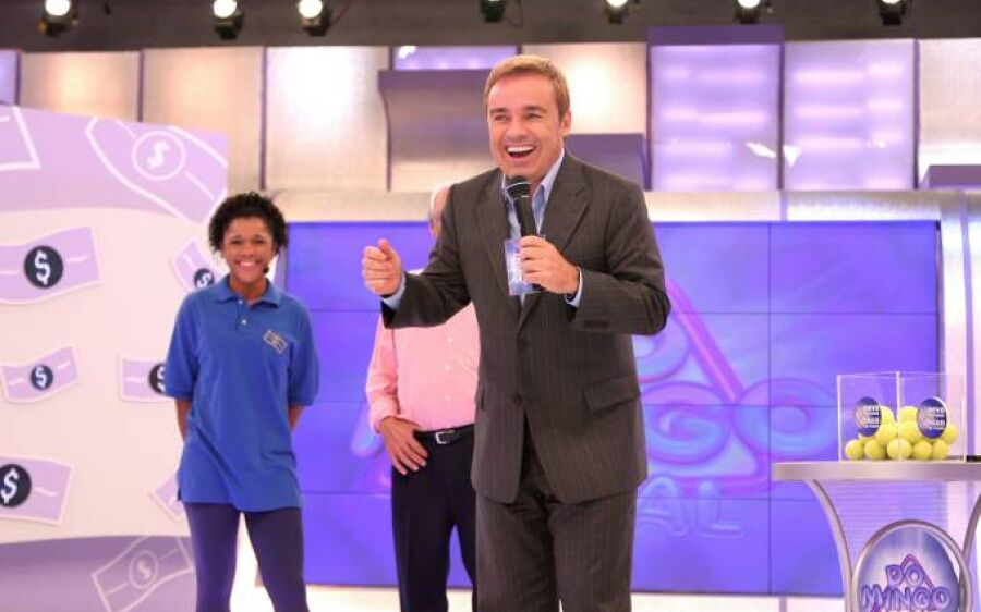 Gugu está na UTI e vivo, diz novo comunicado