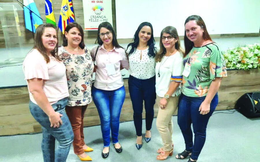 Vice prefeita de Rio Verde,  Dinalvinha Viana participou de  Seminário do Criança Feliz