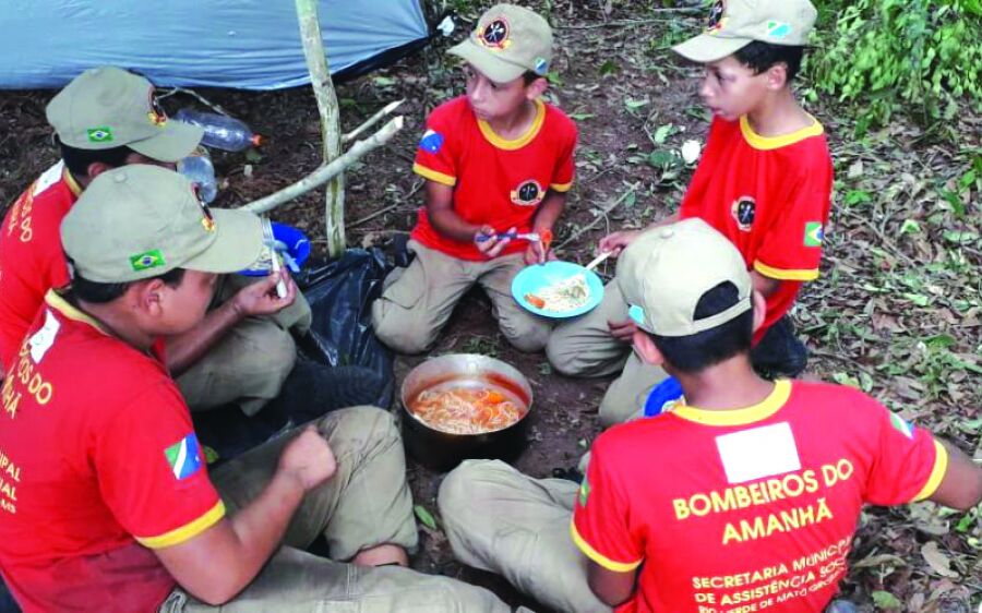 Acampamento encerra atividades do ano do Projeto Social Bombeiros do Amanhã 