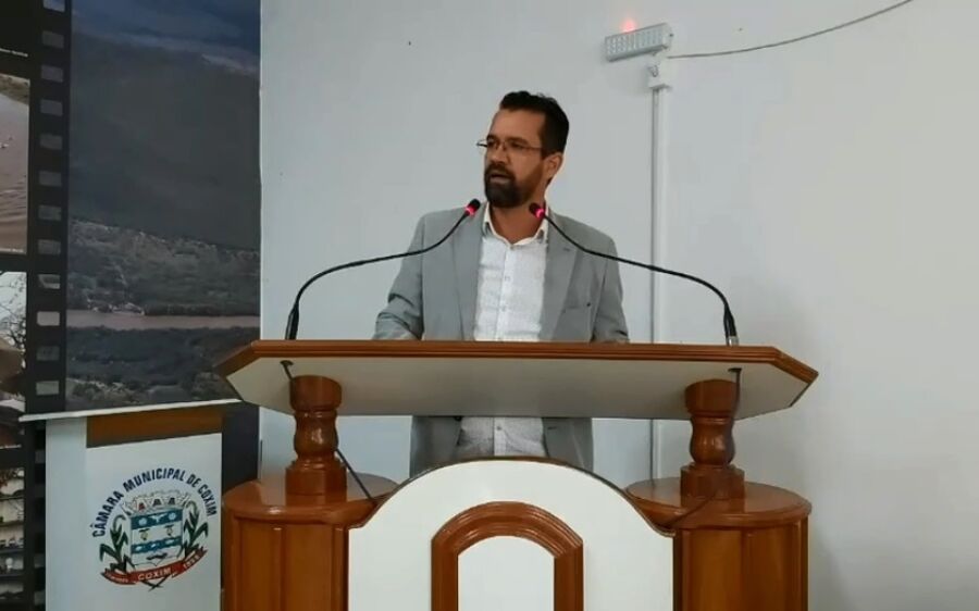Vereador Vladimir Ferreira saúda profissionais da Rede Municipal de Ensino de Coxim