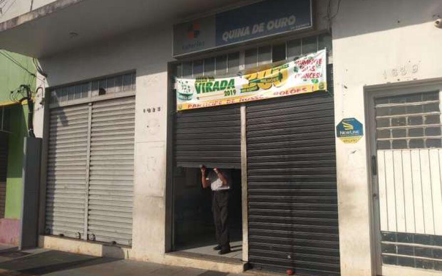 Bandidos invadem casa lotérica e furtam R$ 15 mil na calada da noite