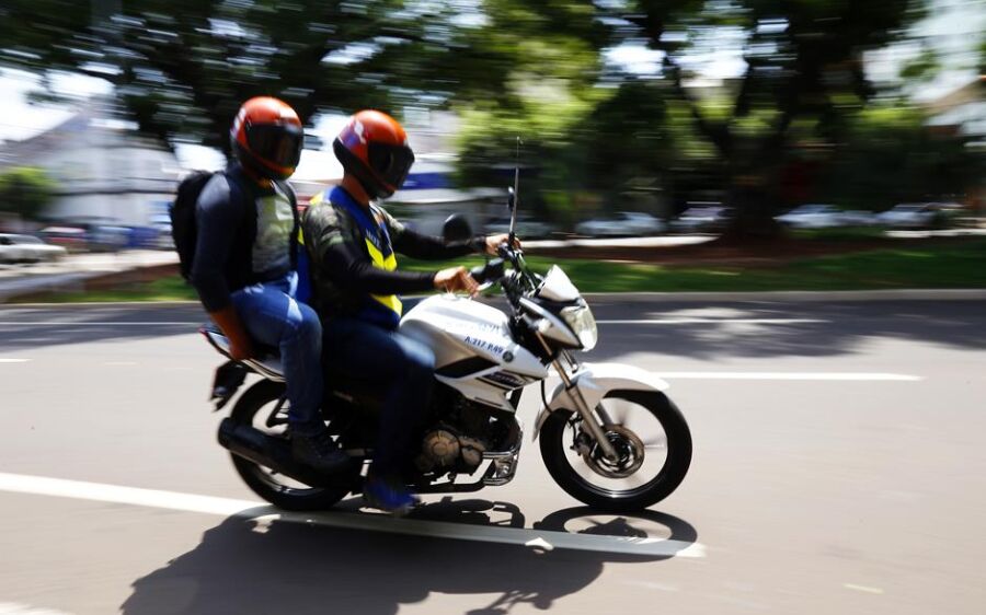 Ladrão rouba mototaxista e diz que precisava do dinheiro para matar 