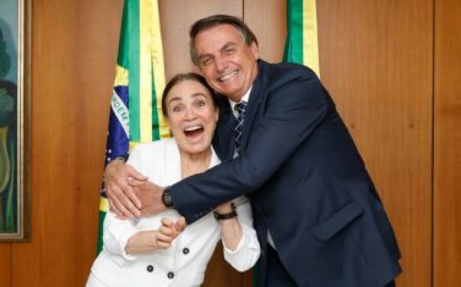 Regina Duarte pretende demitir presidente da Funarte