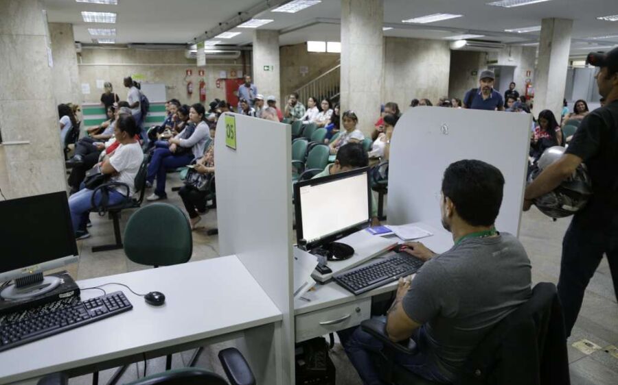 222 vagas de emprego são ofertadas em MS 
