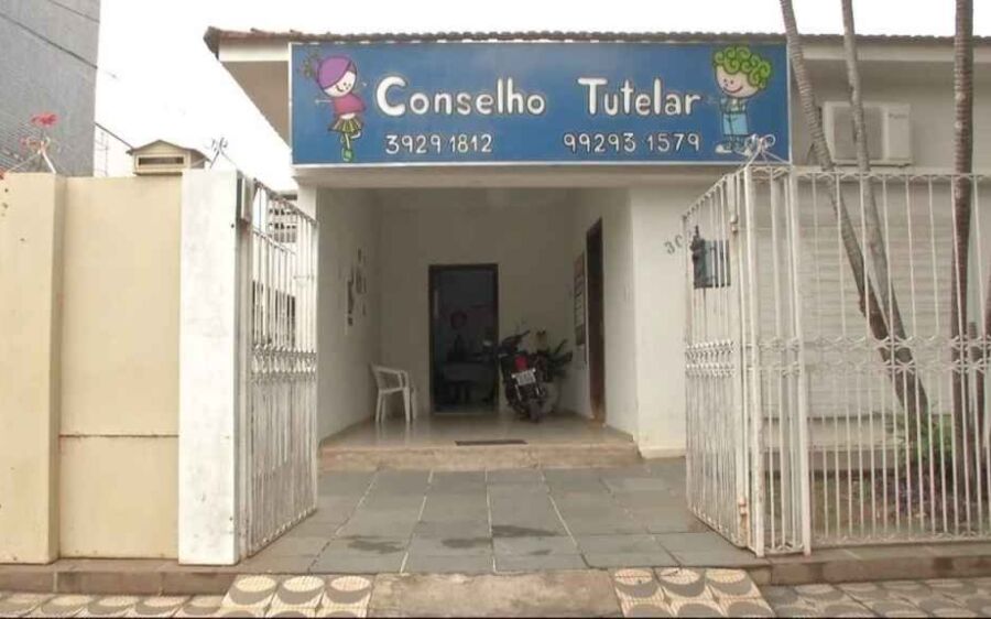 Preso por estuprar a filha de 14 anos no dia do aniversário cometia crime há 3 anos