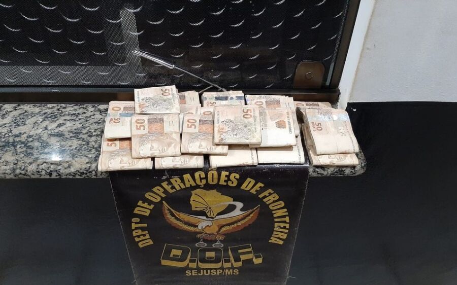 Polícia apreende R$ 20 mil em notas sem comprovação em rodovia de MS