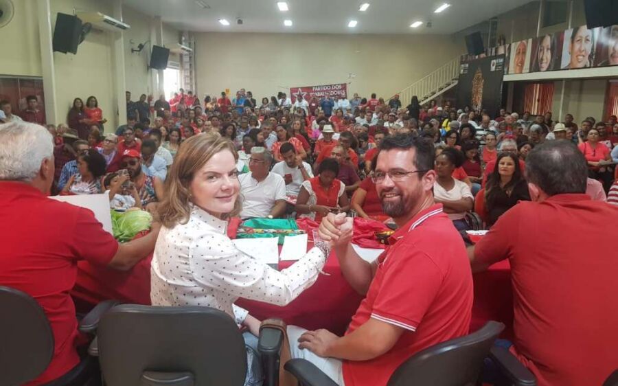 PT realiza um grande encontro com a Presença de Gleisi Hoffman Presidente Nacional do PT.