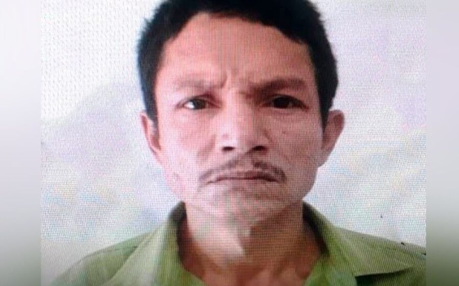Escondido em banheiro, homem que matou namorada a marteladas é preso