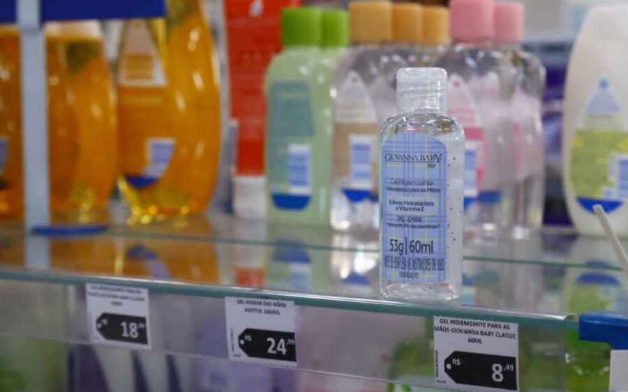 Coronavírus: Procon vai fiscalizar abuso no preço de máscaras e álcool em gel em MS