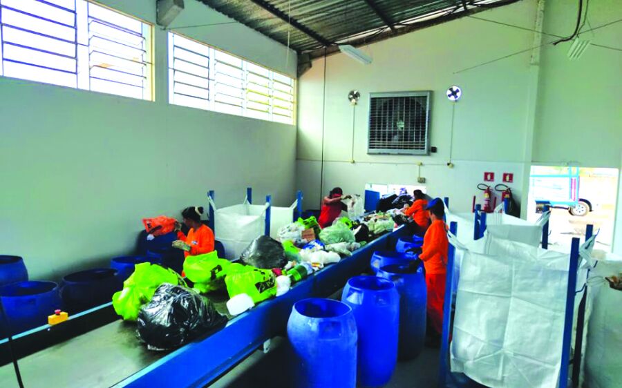 Com apoio da Prefeitura, catadores de  recicláveis se organizam em associação
