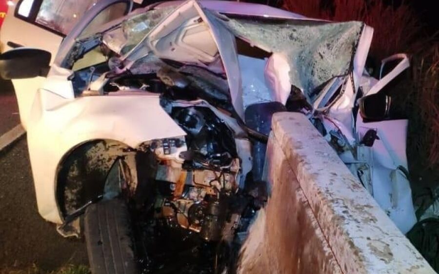 Motorista perde o controle e morre na hora ao colidir em mureta na BR-060