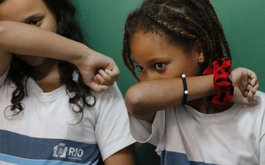 Brasil tem 121 registros do novo coronavírus