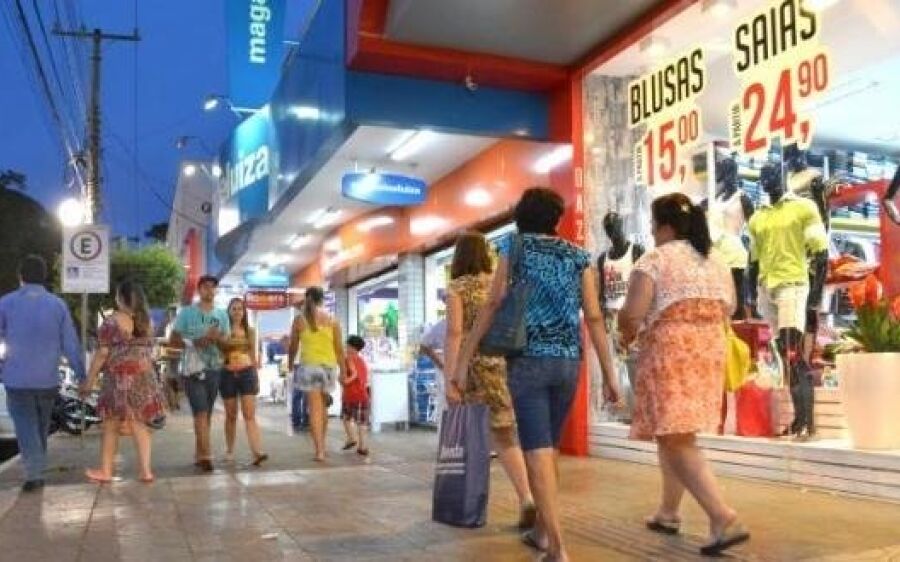 Vendas caem em Campo Grande e lojistas querem negociar luz, impostos e aluguel