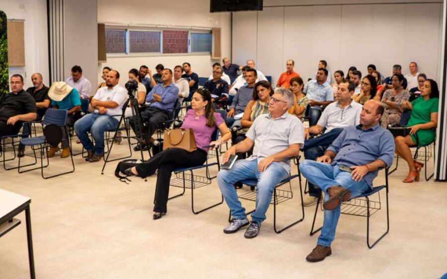 Prefeitura de Coxim suspende aulas a partir desta quarta