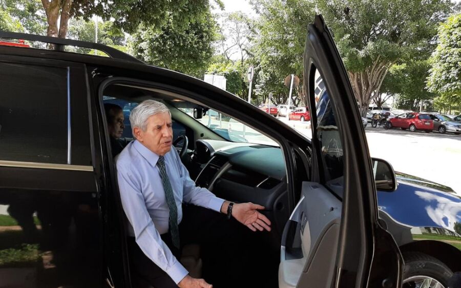 Ministro Augusto Heleno diz que seu exame deu positivo para coronavírus