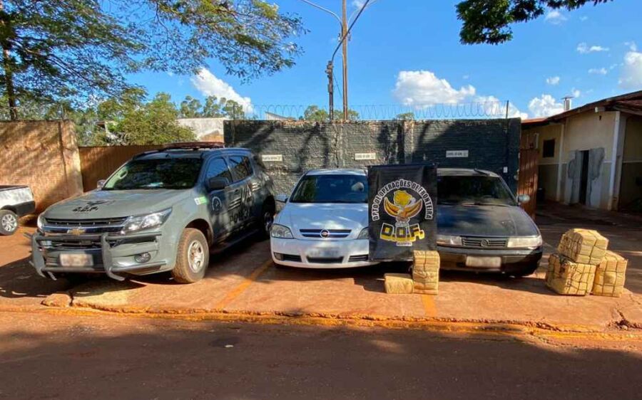 Três são presos com carro lotado de maconha em cidade de MS