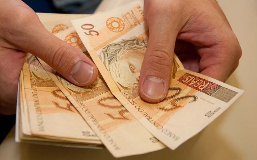 Salário de servidores estaduais será pago a partir desta terça-feira