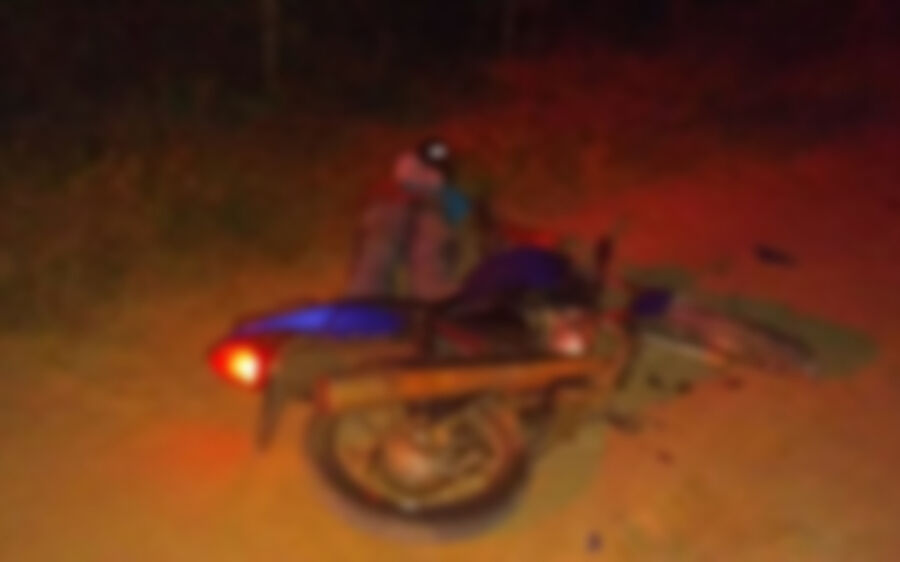 Motociclista é atacado por touro em estrada vicinal e morre após cair e ser pisoteado em MS