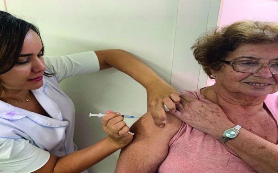 Secretaria de Saúde envia novas doses de  vacinas contra Influenza aos municípios