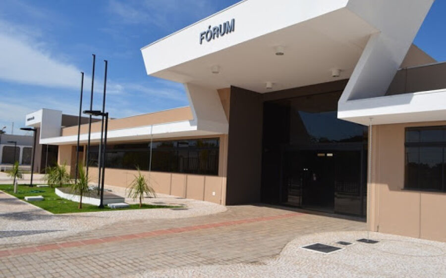 Coxim: Homem deve indenizar ex-namorada por divulgação de fotos íntimas