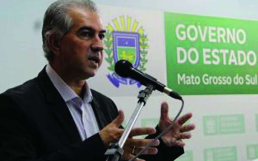 Governador Reinaldo Azambuja ‘estica’ suspensão de aulas presenciais até o dia 3 de maio