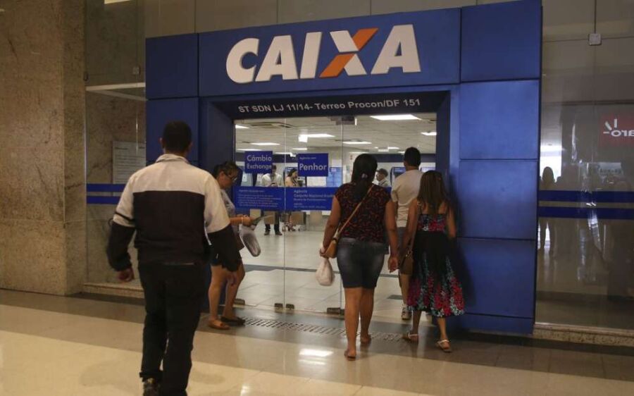 INSS começa a pagar hoje 13º salário de aposentados e pensionistas