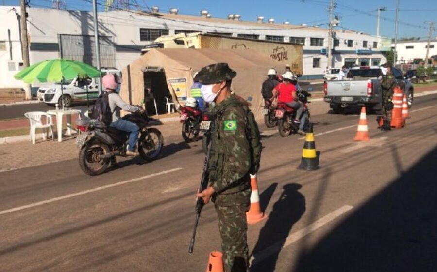Militares reforçam barreiras sanitárias em Coxim a partir desta segunda-feira
