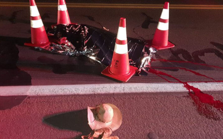 Pedestre morre ao ser atropelado por carreta na BR-163, em Coxim