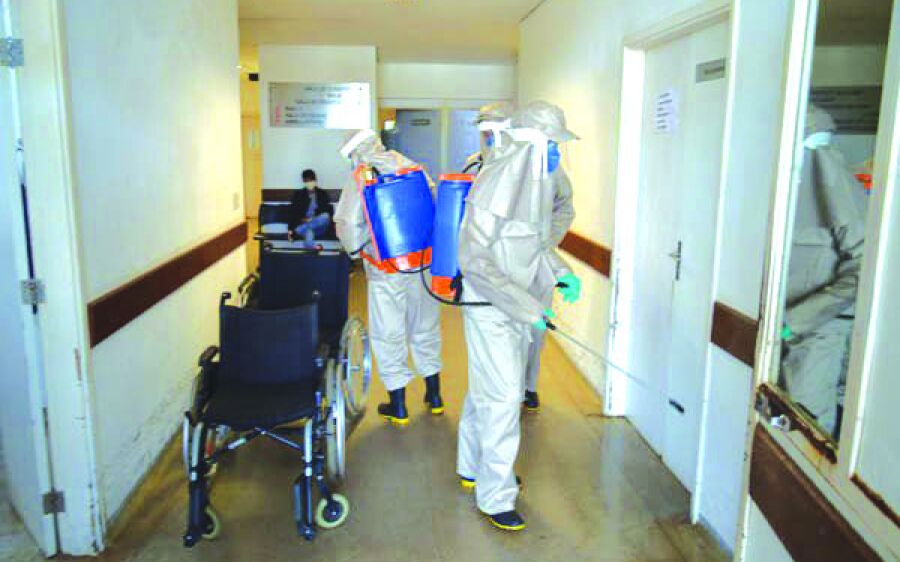 Prefeitura de Coxim realiza  sanitização do HR e de ruas movimentadas contra Covid-19