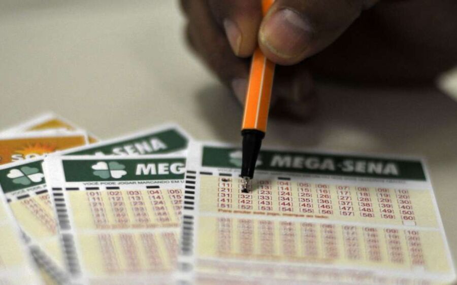 Mega-Sena pode pagar até R$ 90 milhões nesta quarta-feira