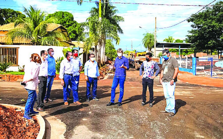 Asfalto, saneamento e drenagem se tornam  realidade na região da Vila São Paulo