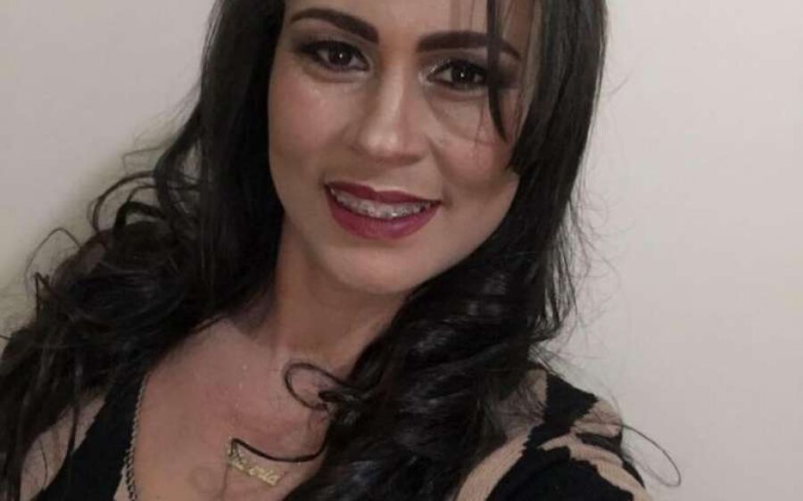 Mulher é morta a facada pelo ex-namorado na frente da filha em MS